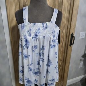 Floral Blue and White Women's Tank Top